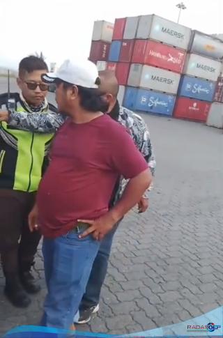 Buruknya Kinerja BNCT, Membuat Para Supir Truk Pengangkut Container Ribut Dan Security Menuding Para Supir Maling.